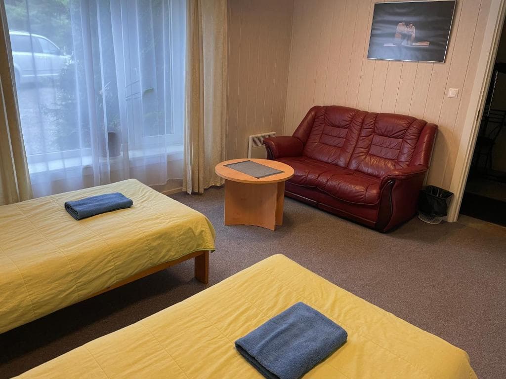 Emmaste Teemaja room