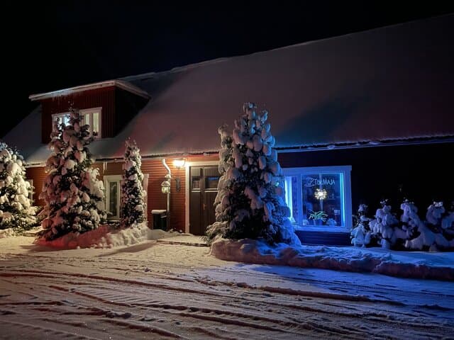 Kodused peolauad Hiiumaal